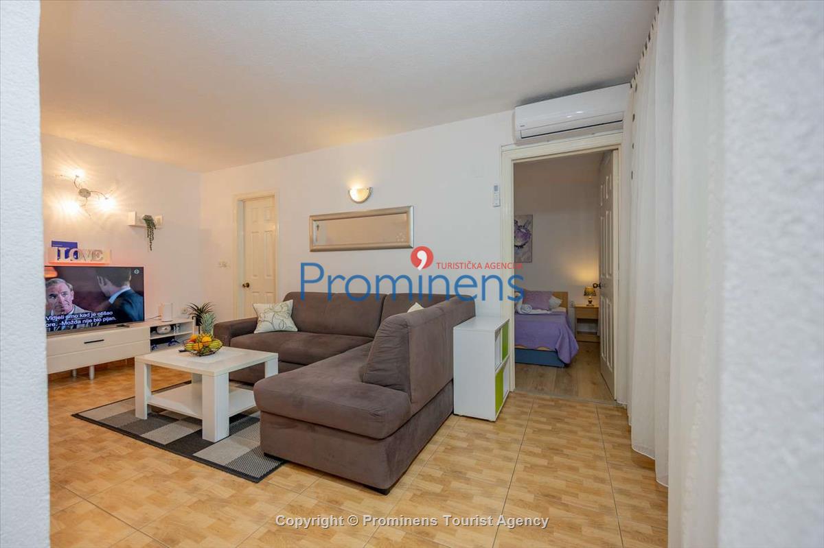 Apartment Karmela Makarska