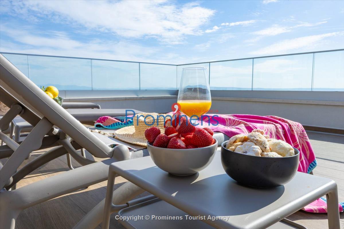 Luxury penthouse Sara Makarska