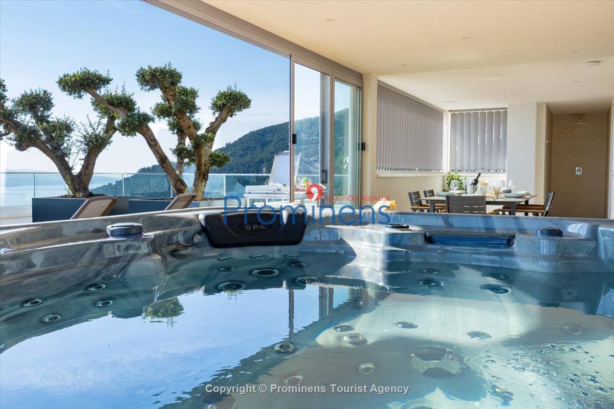 Luxury penthouse Sara Makarska