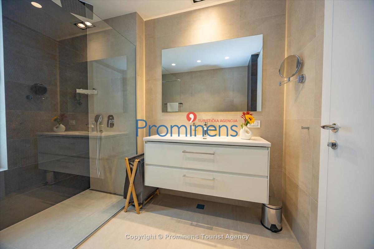 Luxury penthouse Sara Makarska