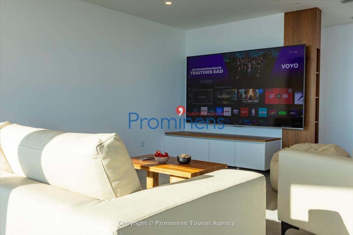 Luxury penthouse Sara Makarska