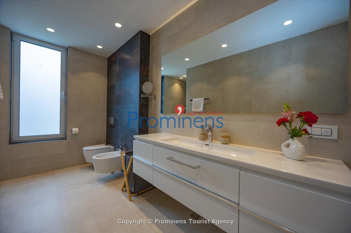 Luxury penthouse Sara Makarska