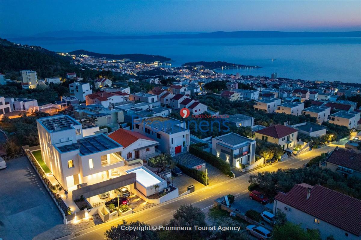Pool apartment Maja & Petra Makarska