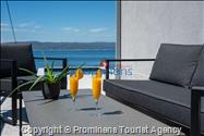 Villa Šime Brela – Pool, Sea View, Gym, Sleeps 4