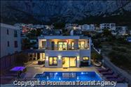 Villa Hota Makarska – Heated Pool, Hot Tub, Sauna, Gym, Sleeps 8