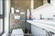 Villa Hota Makarska – Heated Pool, Hot Tub, Sauna, Gym, Sleeps 8