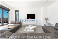Villa Hota Makarska – Heated Pool, Hot Tub, Sauna, Gym, Sleeps 8