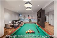 Villa Hota Makarska – Heated Pool, Hot Tub, Sauna, Gym, Sleeps 8