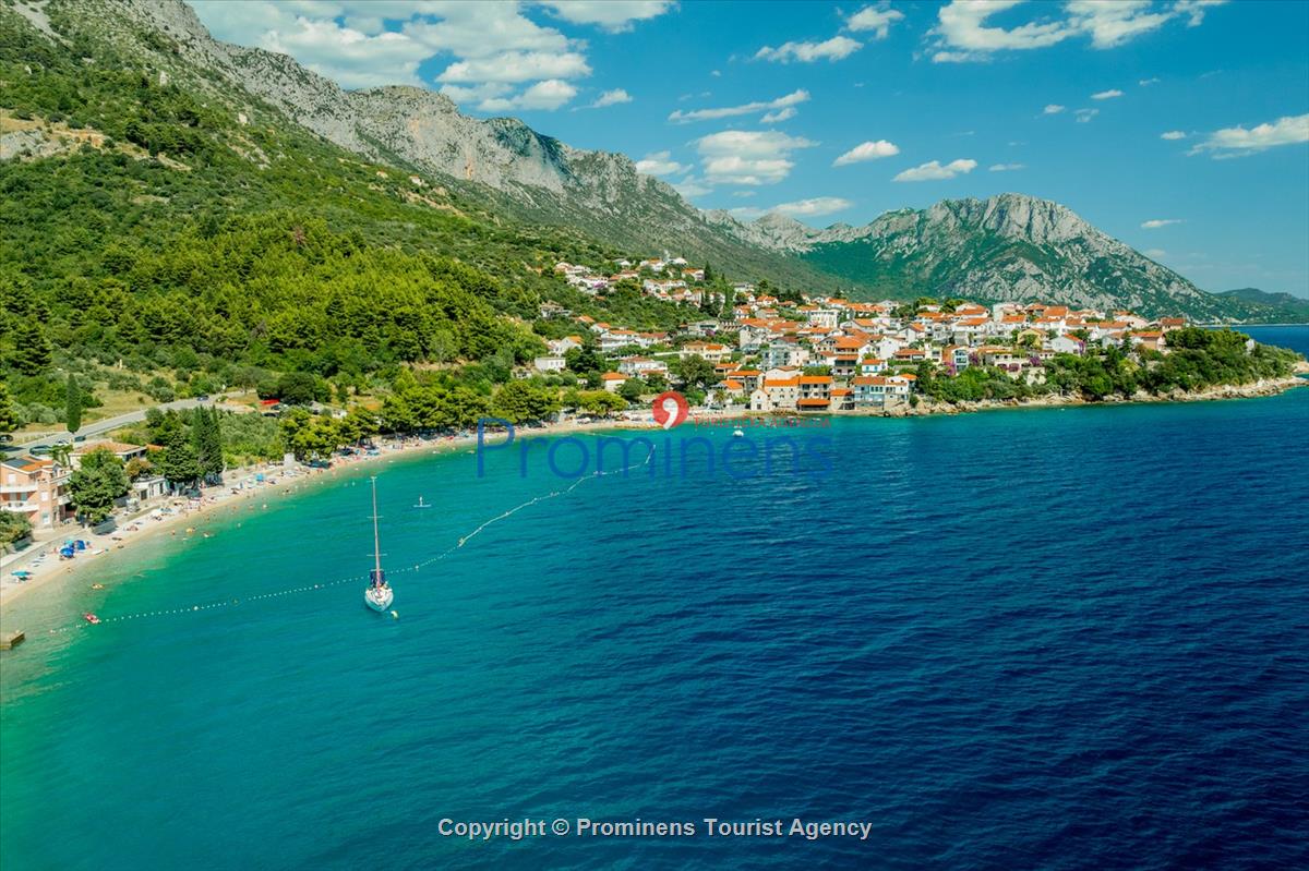 Beachfront Villa San't Antonio Podaca – 4 Bedrooms, 2 Families, Direct Sea Access, Makarska Riviera