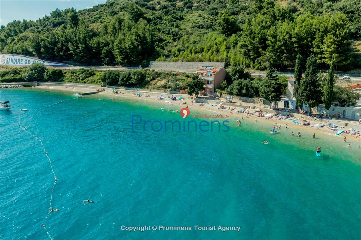 Beachfront Villa San't Antonio Podaca – 4 Bedrooms, 2 Families, Direct Sea Access, Makarska Riviera