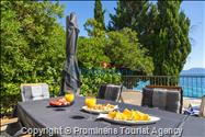 Beachfront Villa San't Antonio Podaca – 4 Bedrooms, 2 Families, Direct Sea Access, Makarska Riviera