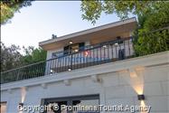 Beachfront Villa San't Antonio Podaca – 4 Bedrooms, 2 Families, Direct Sea Access, Makarska Riviera