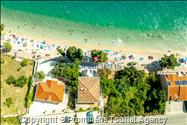 Beachfront Villa San't Antonio Podaca – 4 Bedrooms, 2 Families, Direct Sea Access, Makarska Riviera