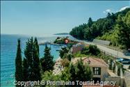 Beachfront Villa San't Antonio Podaca – 4 Bedrooms, 2 Families, Direct Sea Access, Makarska Riviera
