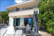 Beachfront Villa San't Antonio Podaca – 4 Bedrooms, 2 Families, Direct Sea Access, Makarska Riviera