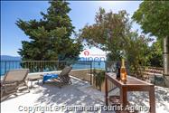 Beachfront Villa San't Antonio Podaca – 4 Bedrooms, 2 Families, Direct Sea Access, Makarska Riviera