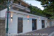 Beachfront Villa San't Antonio Podaca – 4 Bedrooms, 2 Families, Direct Sea Access, Makarska Riviera