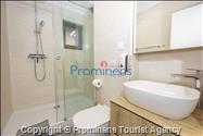 Beachfront Villa San't Antonio Podaca – 4 Bedrooms, 2 Families, Direct Sea Access, Makarska Riviera