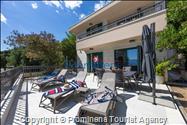 Beachfront Villa San't Antonio Podaca – 4 Bedrooms, 2 Families, Direct Sea Access, Makarska Riviera