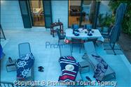 Beachfront Villa San't Antonio Podaca – 4 Bedrooms, 2 Families, Direct Sea Access, Makarska Riviera
