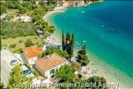 Beachfront Villa San't Antonio Podaca – 4 Bedrooms, 2 Families, Direct Sea Access, Makarska Riviera