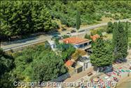 Beachfront Villa San't Antonio Podaca – 4 Bedrooms, 2 Families, Direct Sea Access, Makarska Riviera