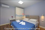 Beachfront Villa San't Antonio Podaca – 4 Bedrooms, 2 Families, Direct Sea Access, Makarska Riviera