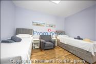 Beachfront Villa San't Antonio Podaca – 4 Bedrooms, 2 Families, Direct Sea Access, Makarska Riviera