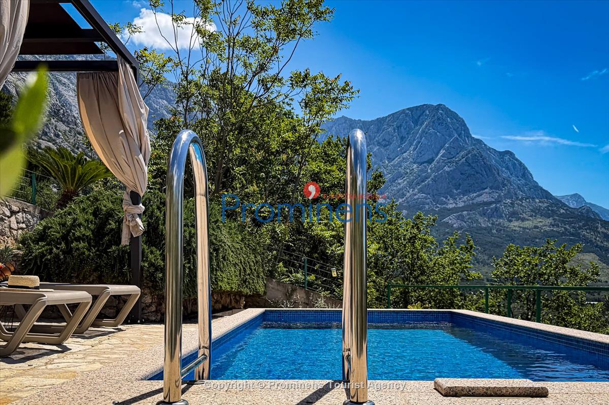 Holiday home Vista Mare with pool and sea view Baska Voda