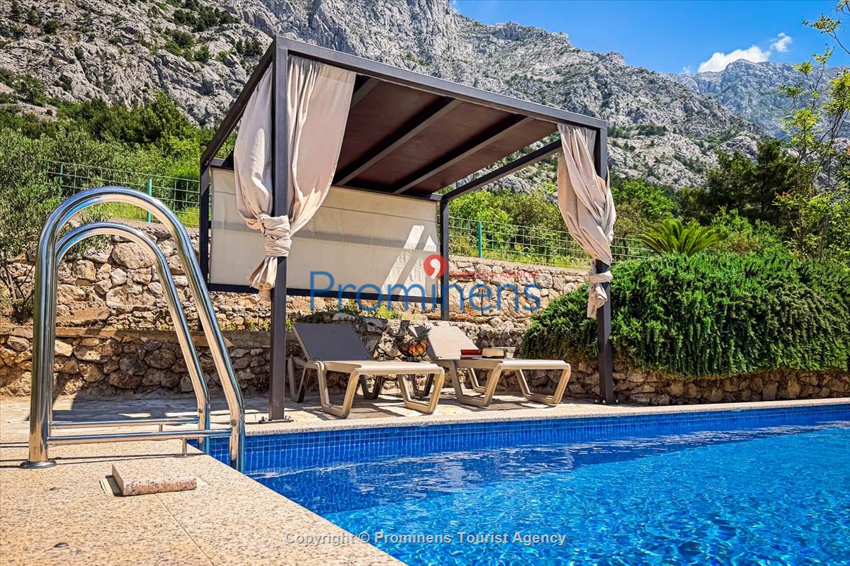 Holiday home Vista Mare with pool and sea view Baska Voda