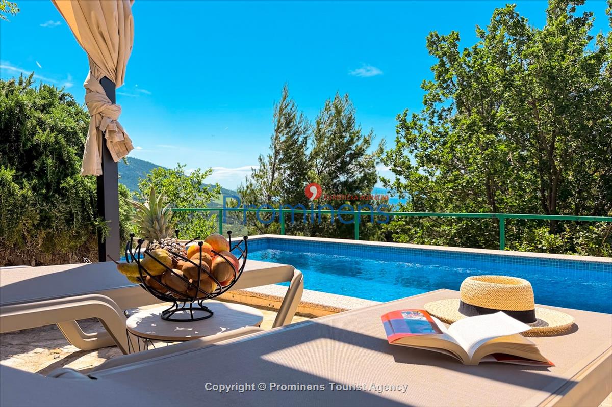 Holiday home Vista Mare with pool and sea view Baska Voda