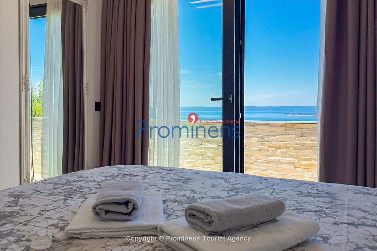 Holiday home Vista Mare with pool and sea view Baska Voda