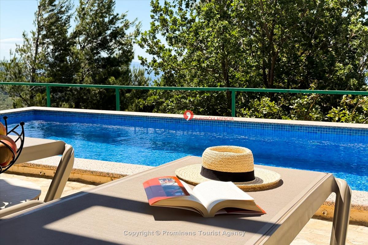 Holiday home Vista Mare with pool and sea view Baska Voda