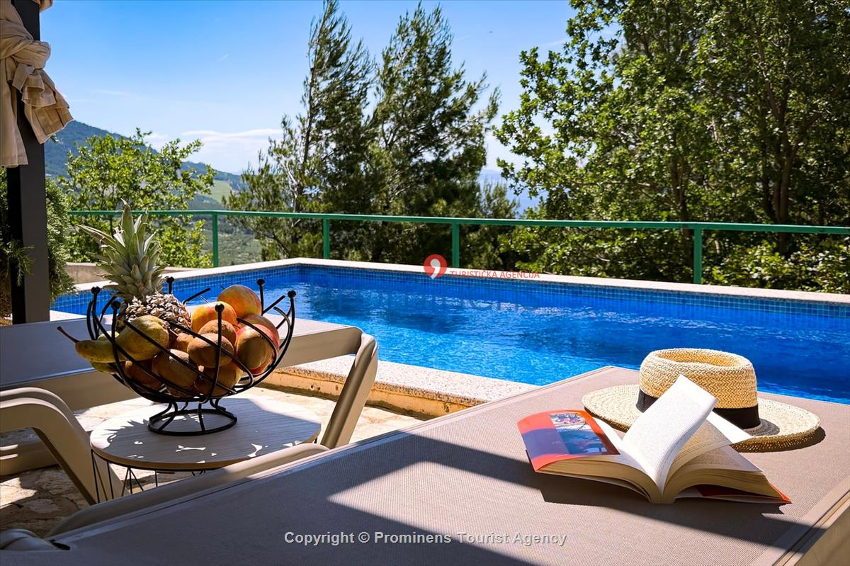 Holiday home Vista Mare with pool and sea view Baska Voda