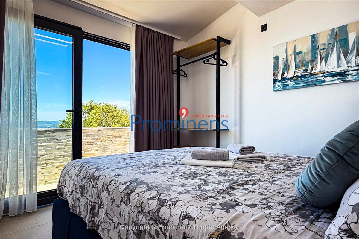 Holiday home Vista Mare with pool and sea view Baska Voda