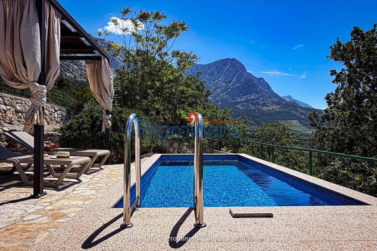 Holiday home Vista Mare with pool and sea view Baska Voda