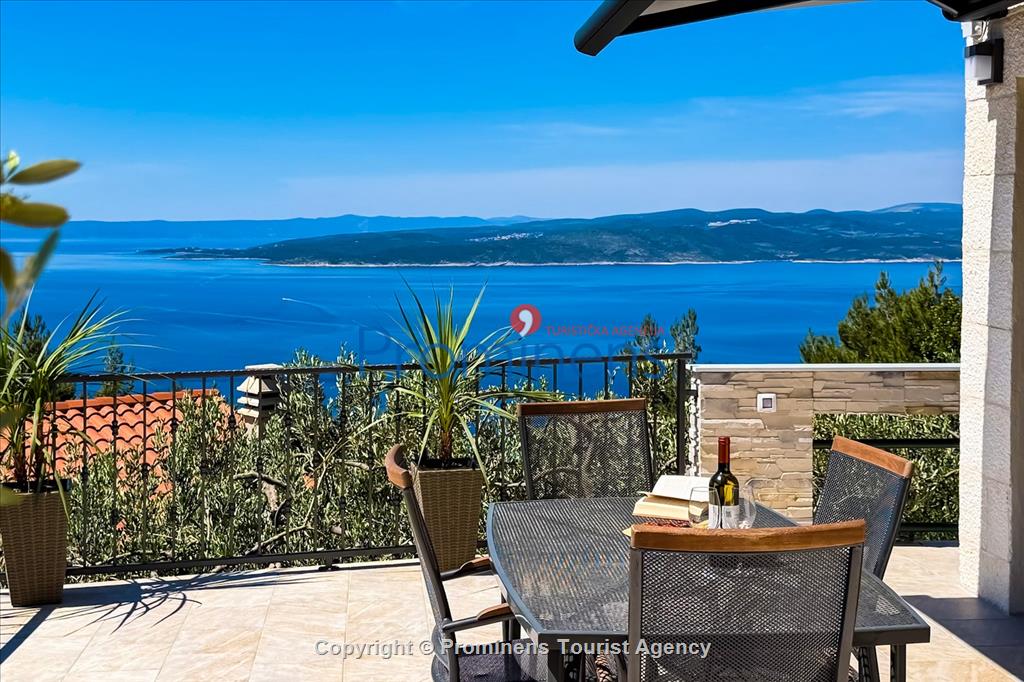 Holiday home Vista Mare with pool and sea view Baska Voda