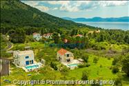  Ferienhaus mit beheiztem Pool und drei Schlafzimmern an der atemberaubenden Makarska Riviera in Kroatien