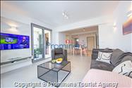 Apartment Sunset Residece Srzić Makarska Beachfront